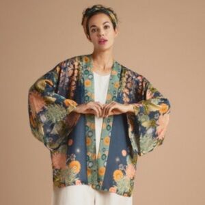 Floral Kimono Jacket Trailing Wisteria